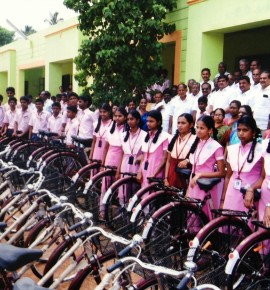 விலையில்லா மிதிவண்டி வழங்கும் நிகழ்வு